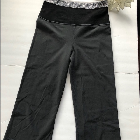 Lululemon Yoga Pants Reversible - Picture 3 of 9